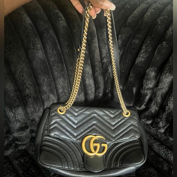 Gucci Marmont Medium Bag - Picture 1 of 7